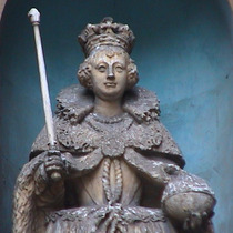 St Dunstans - Elizabeth I statue