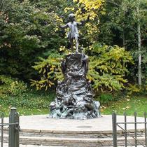 Peter Pan in Kensington Gardens