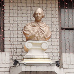 Royal George bust