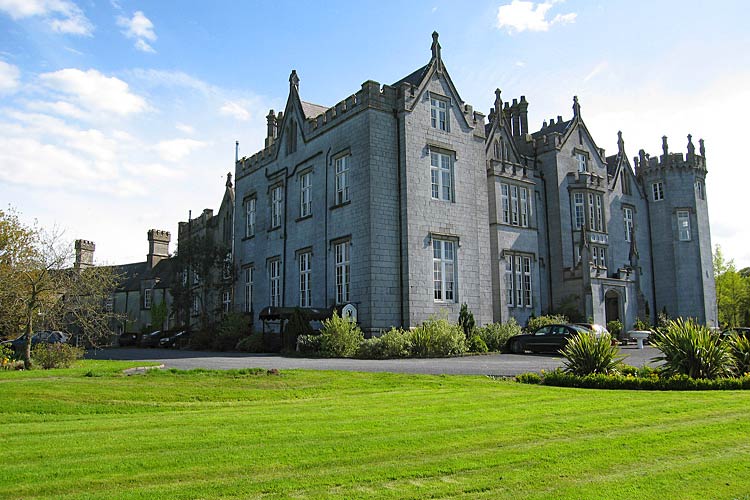 Kinnitty Castle Sold