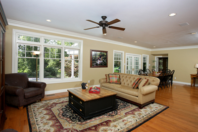 6 Denny Ln, Huntleigh, MO 63131, USA