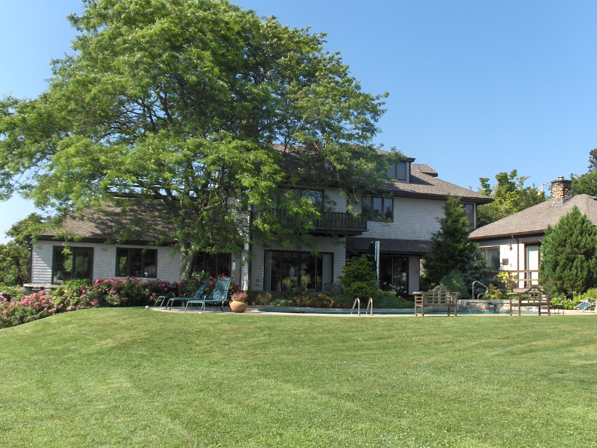 293 Nanaquaket Rd, Tiverton, RI 02878, USA