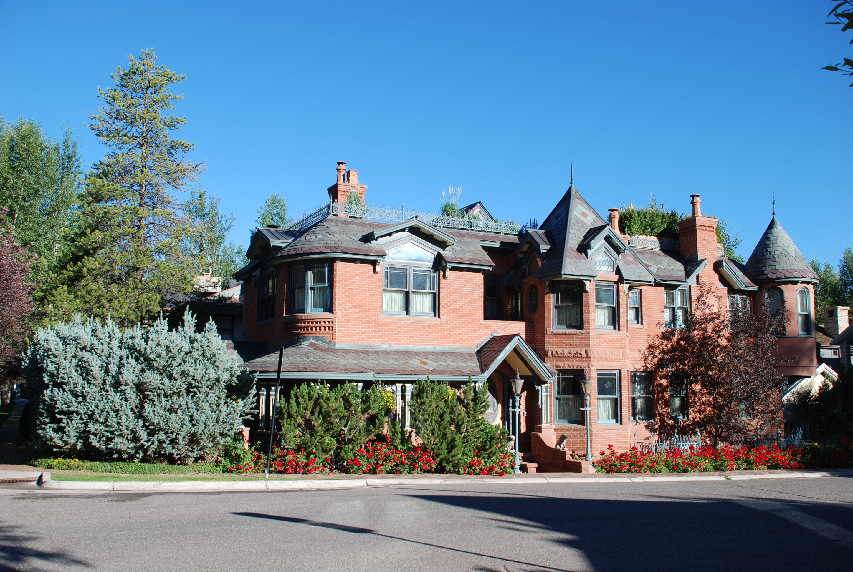 934 E Cooper Ave, Aspen, CO 81611, USA