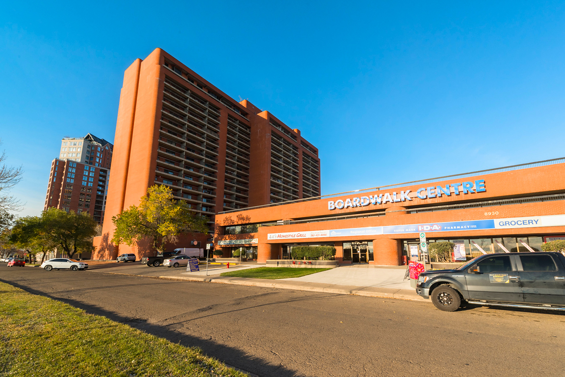 Edmonton Downtown 3 bedrooms Apartment for rent Ad ID BW.305071