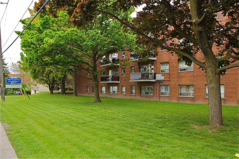 1594 1739 Victoria Park Apartments Apartments for Rent in Toronto Centurion