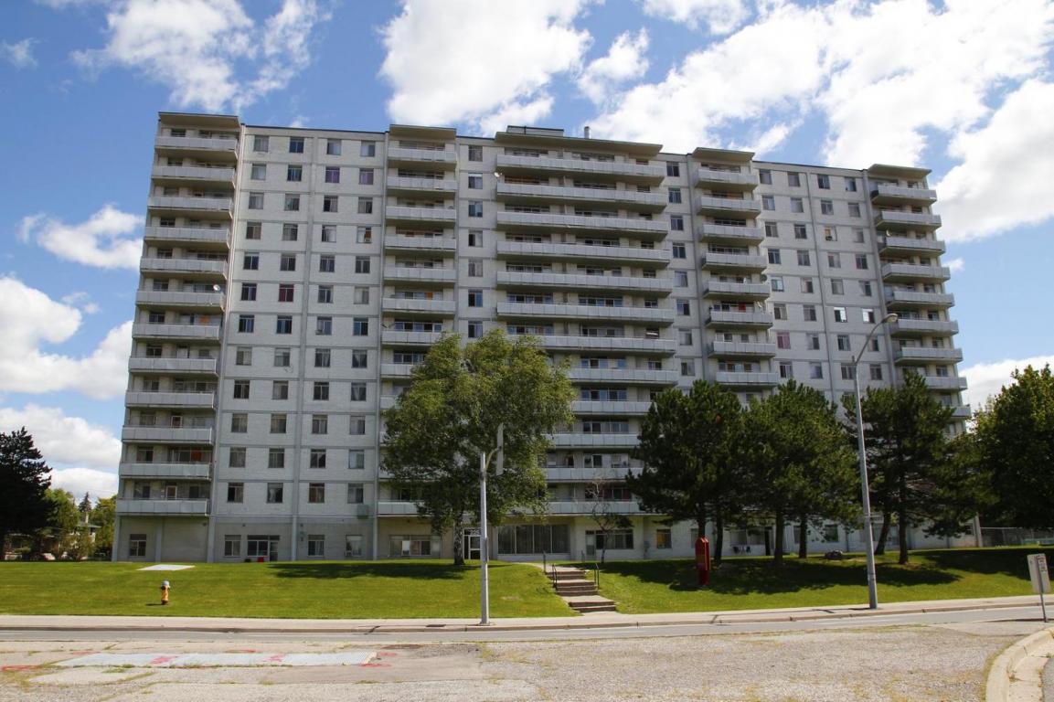 225 Van Horne. Apartments for rent at 225 Van Horne Avenue in Toronto