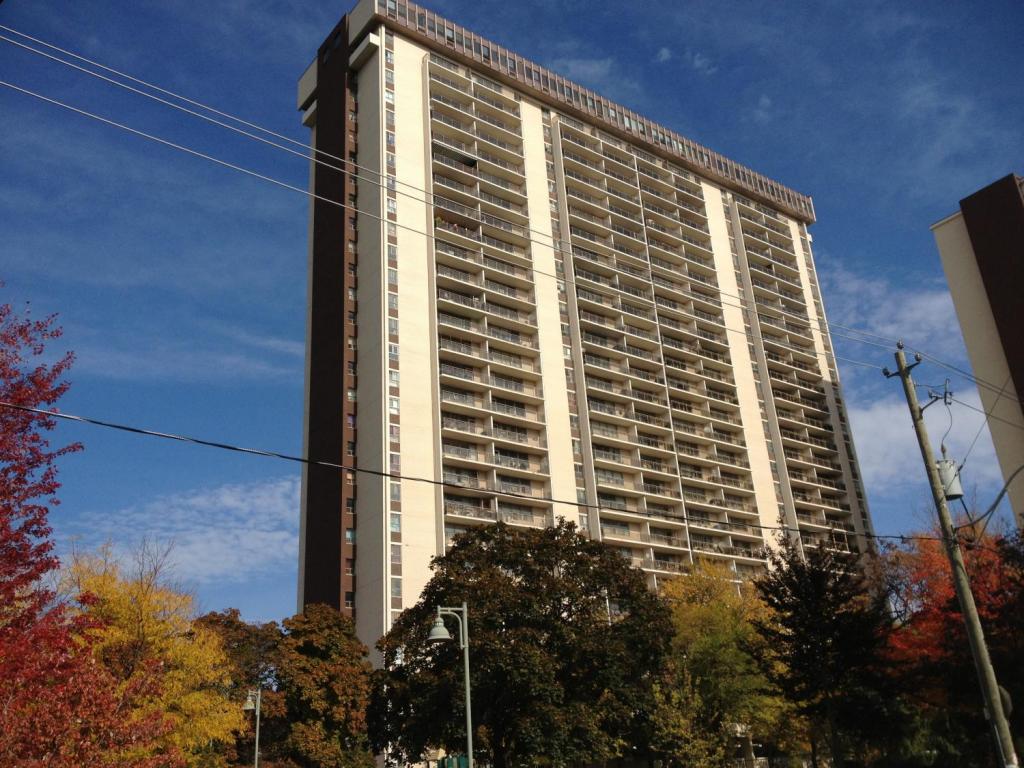 Upper Canada Court (140) Yonge and Eglinton. Apartments for rent at