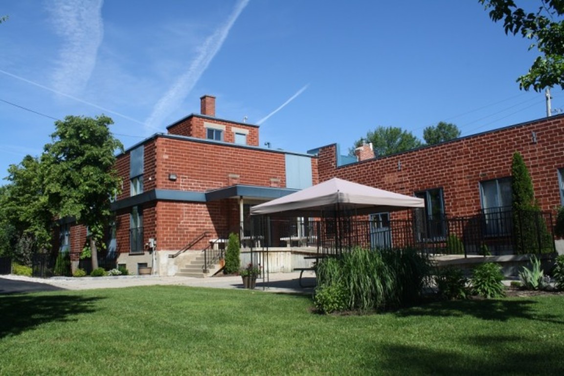 Collingwood 2 bedrooms Apartment for rent Ad ID MMC.301963 RentBoard.ca