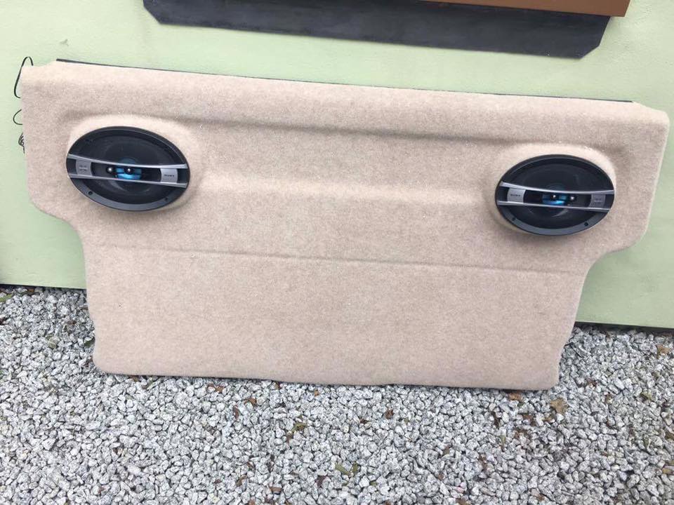 T4 Tailgate Speaker Panel