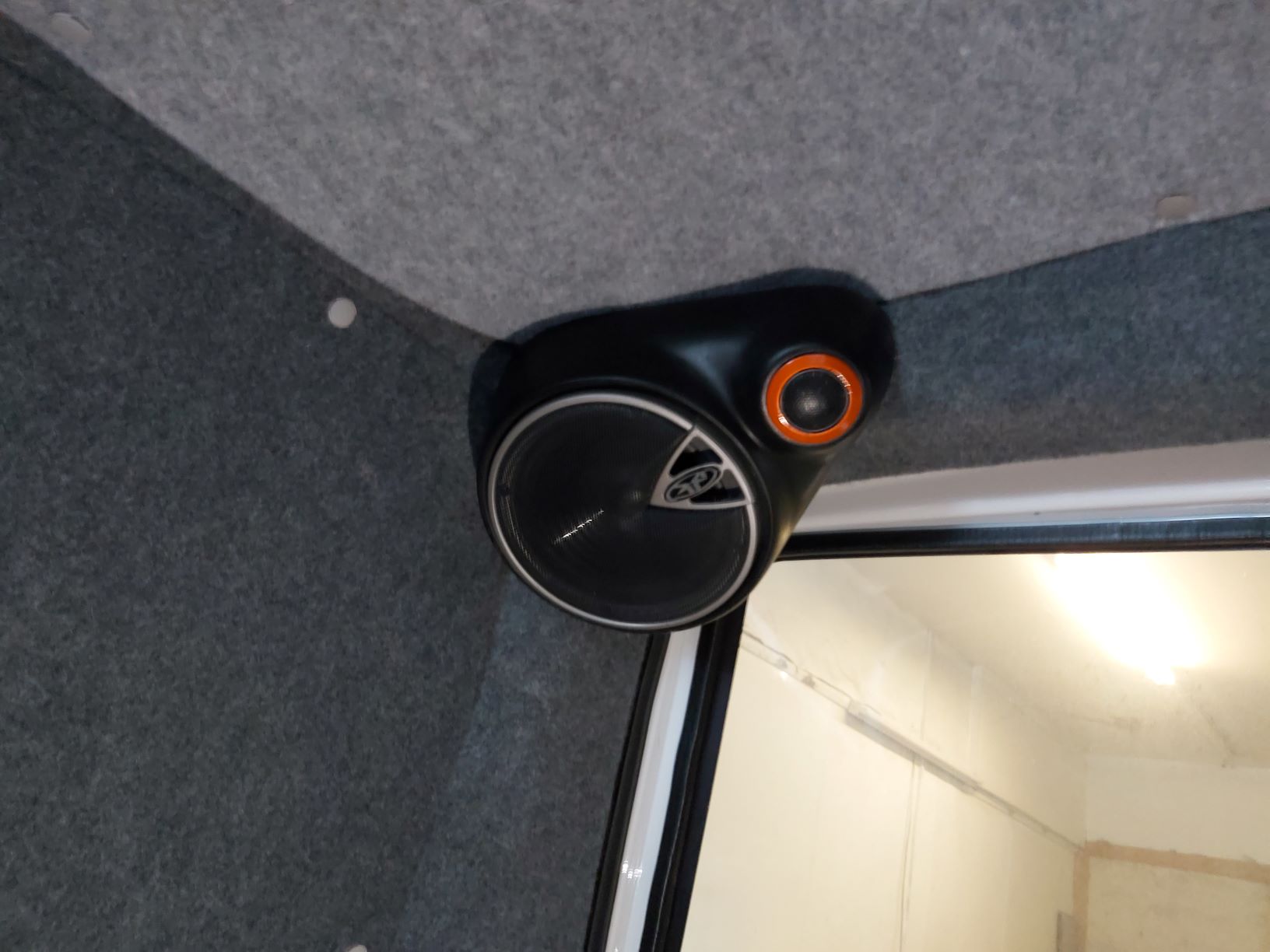 Transporter T5,T5.1,T6 rear speaker pods