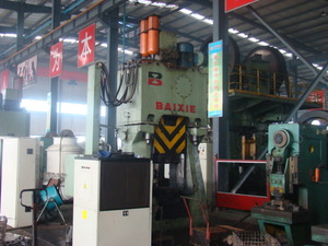 BAIXIE CHK 63 Forging Hammers - MachineTools.com