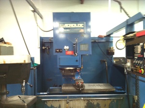 ACROLOC SERIES 10 Centros de Maquinado Verticales - MachineTools.com