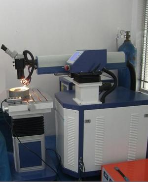 BOAO BMI Soldadoras Láser - MachineTools.com