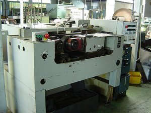 BAD DUBEN UPWS 25 滚丝机 - MachineTools.com
