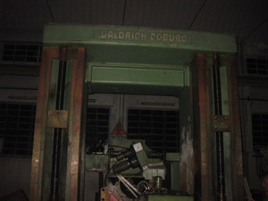 WALDRICH COBURG 20FS 2525 Flachschleifmaschinen - MachineTools.com