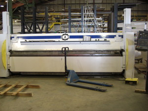 RAS 73.40 Folding Machines - MachineTools.com