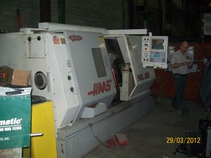HAAS SL-30T CNC 车床 - MachineTools.com