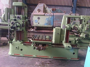 TOS H63A 中グリ盤, 水平, テーブルタイプ - MachineTools.com