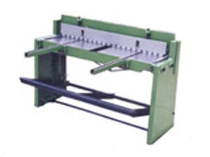 DINGNUO Q01-1.5X1500 Cizallas Accionadas por Pie - MachineTools.com