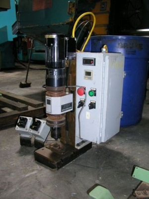 ORBITFORM B-125 Remachadoras Radiales u Orbitales - MachineTools.com