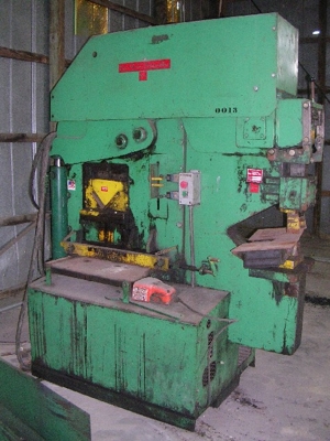 UNI-HYDRO 95-24 Ironworkers - MachineTools.com