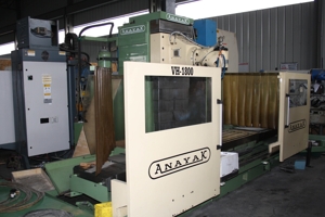 ANAYAK VH-1800 床身铣床 - MachineTools.com