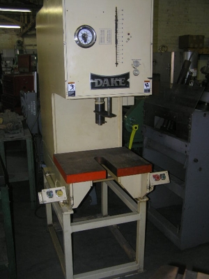 DAKE 28-005 Insertion Machines - MachineTools.com