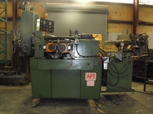 APT 530 滚丝机 - MachineTools.com