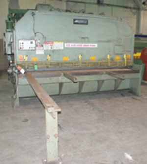 AMERICAN HERCULES 1/2 x 10 Alpha Series 剪板机 - MachineTools.com