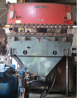 AMADA PROMECAM RC 200 板材折弯机 - MachineTools.com