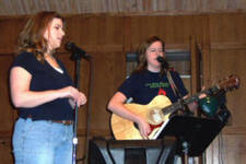 annie_and_sarah_small.jpg (225x150)px annie_and_sarah_small.jpg (225x150)px