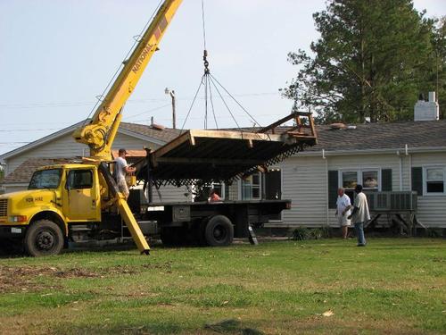 hurricanecleanup1_medium.jpg (500x375)px