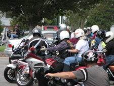 2011_MACU_Bike_Rally_098_small.jpg (225x169)px