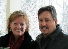 Dan_and_Cathy_small.jpg (225x164)px Dan_and_Cathy_small.jpg (225x164)px