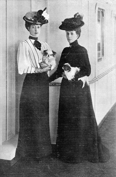 Fine Art Print of The Latest Portraits of Her Majesty and of Princess Victoria of Wales, frontcover of 'The Graphic', October 27th 1906 by English Photographer