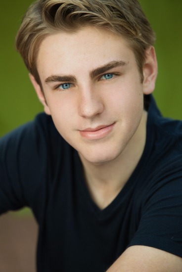 Harrison Mitchell - Actors Headshots
