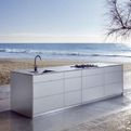 100-percent-aluminum-kitchen-by-auro-s