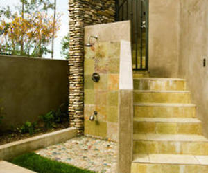 6-irresistible-outdoor-showers-m