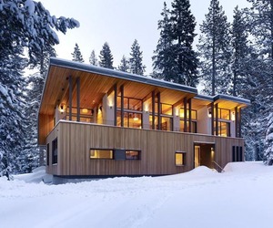 A gorgeous and contemporary home in Sugar Bowl