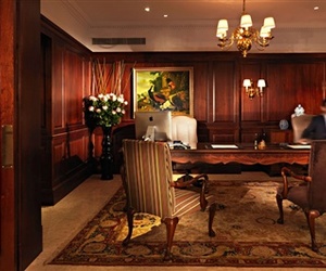 A-historic-london-hotel-reopens-m