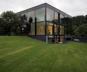 A-house-for-an-antique-book-collector-2-m