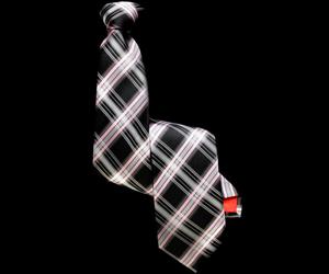 Aberdeen-plaid-silk-black-tie-m