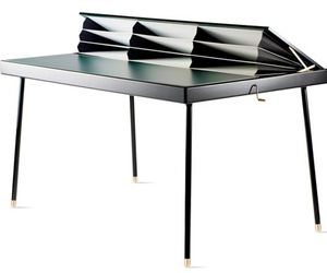 Accordion-Inspired Office Furniture