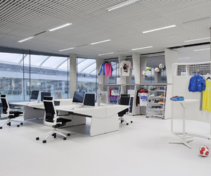 Adidas-corporate-headquarters-in-germany-designed-by-knzo-m