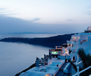 Amazing-sights-at-tholos-luxury-hotel-resort-santorini-m