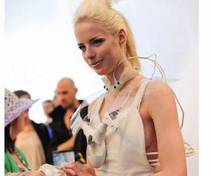 An-amalgam-of-fashion-and-technology-m