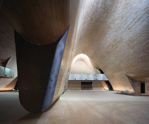Antinori-winery-m