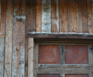 Antique-barnstyletm-brown-siding-m