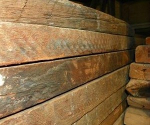 Antique-rough-sawn-lumber-m