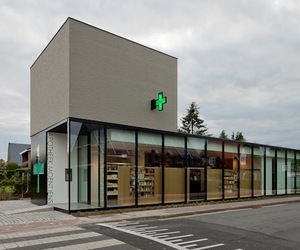 Apotheek-pharmacy-by-caan-architects-m
